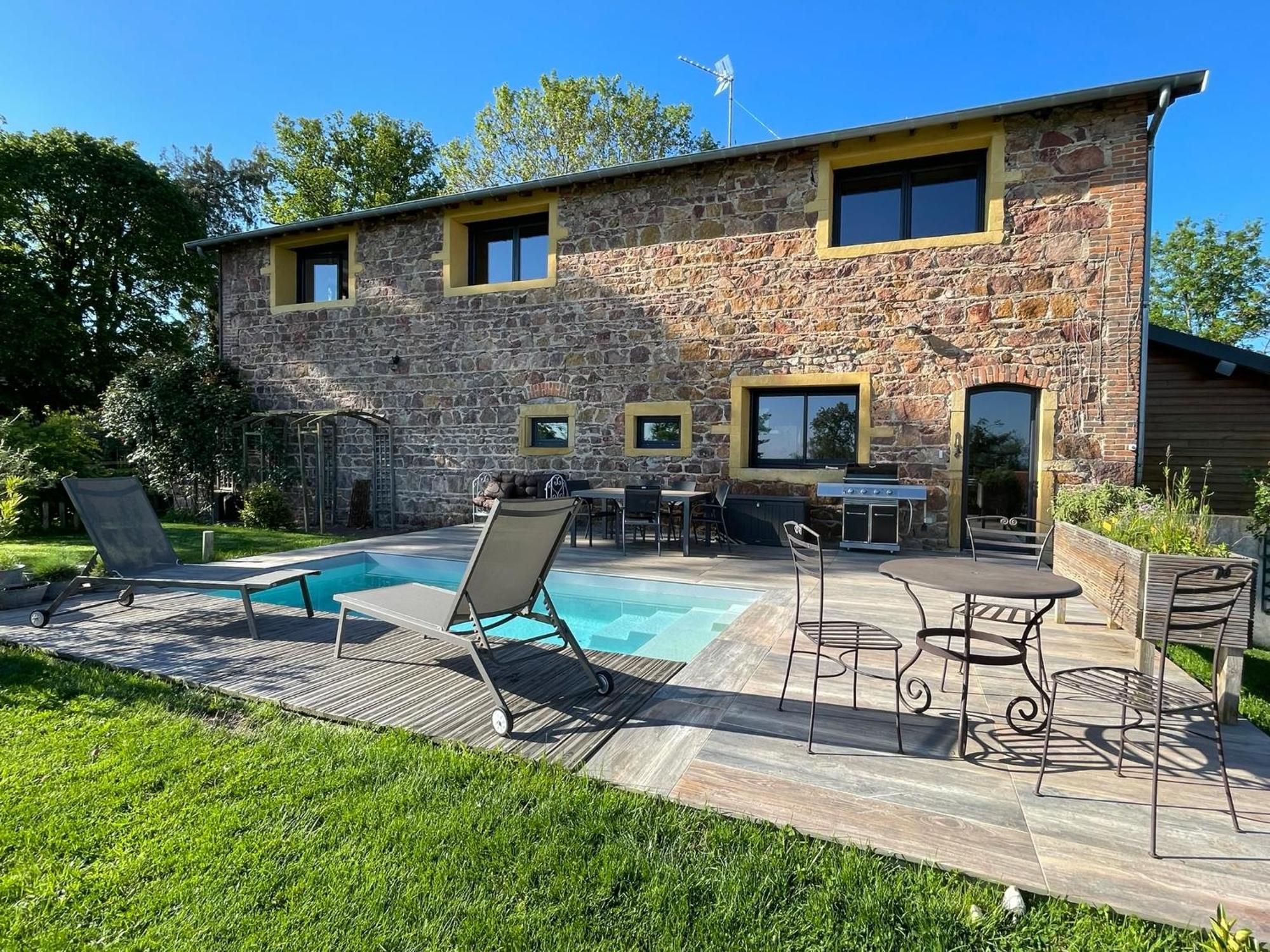 Commelle-Vernay La Grange Aux Hirondelles - Appartement Complet Et Independant מראה חיצוני תמונה